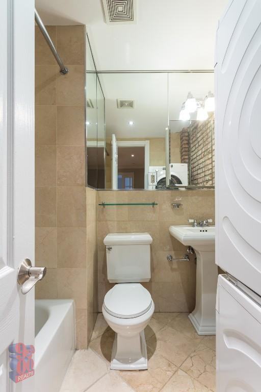 Bedford St #2D - Photo 6 of 6