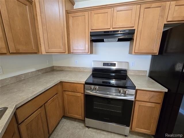 27601 Hidden Oaks Dr - Photo 4 of 10