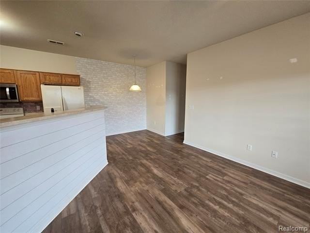 27611 Hidden Oaks Dr - Photo 4 of 18