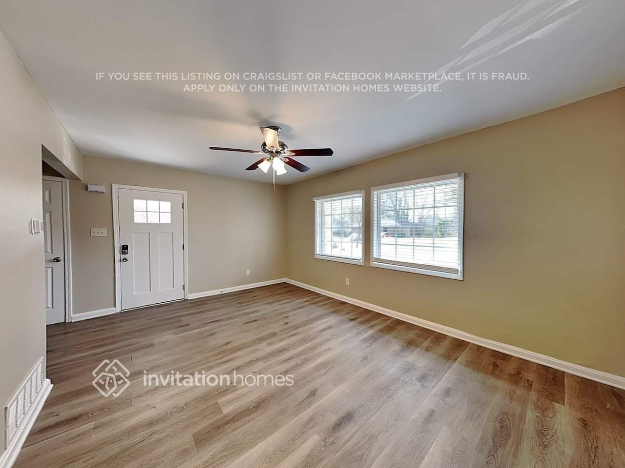 2716 Lancaster Dr - Photo 3 of 17