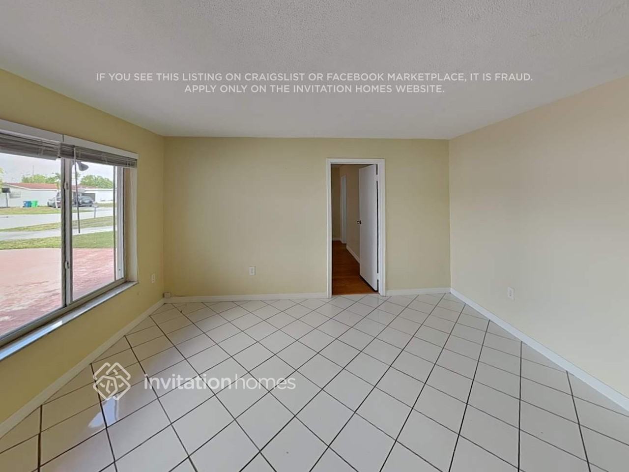 9394 Nw 19th Pl - Photo 4 of 18
