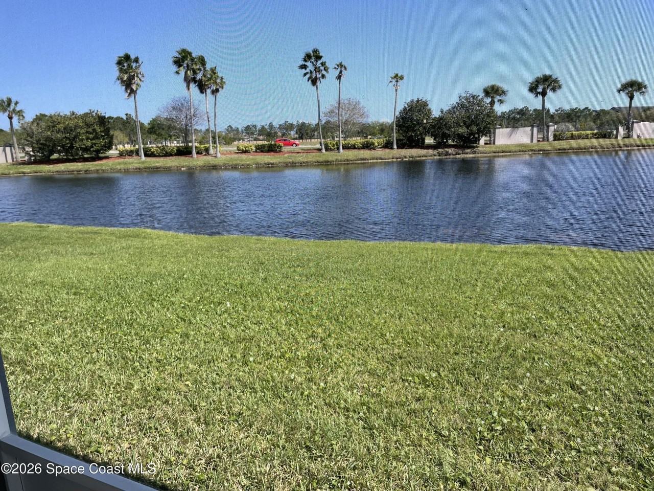 1895 Bayhill Dr - Photo 2 of 9