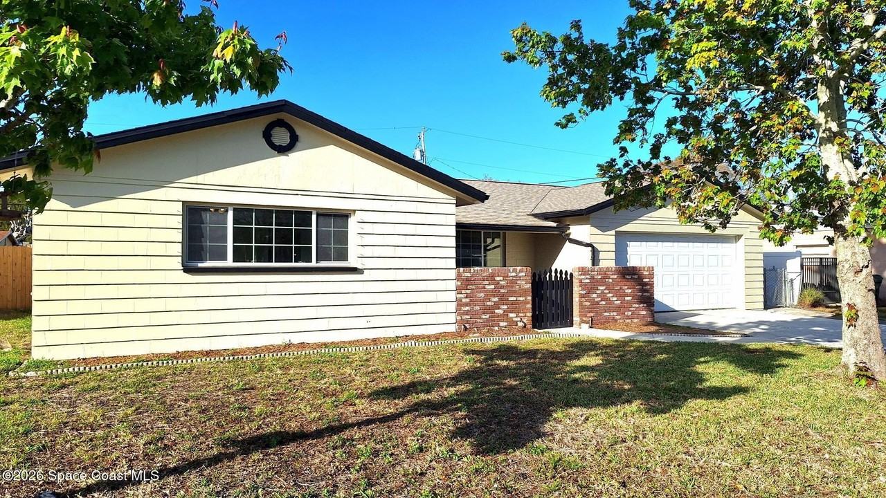 978 Sarazen Dr - Photo 2 of 34