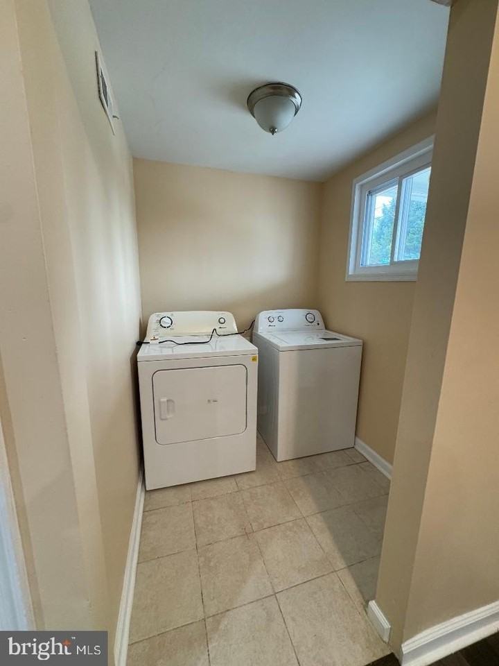 1633 Sexton St - Photo 6 of 6