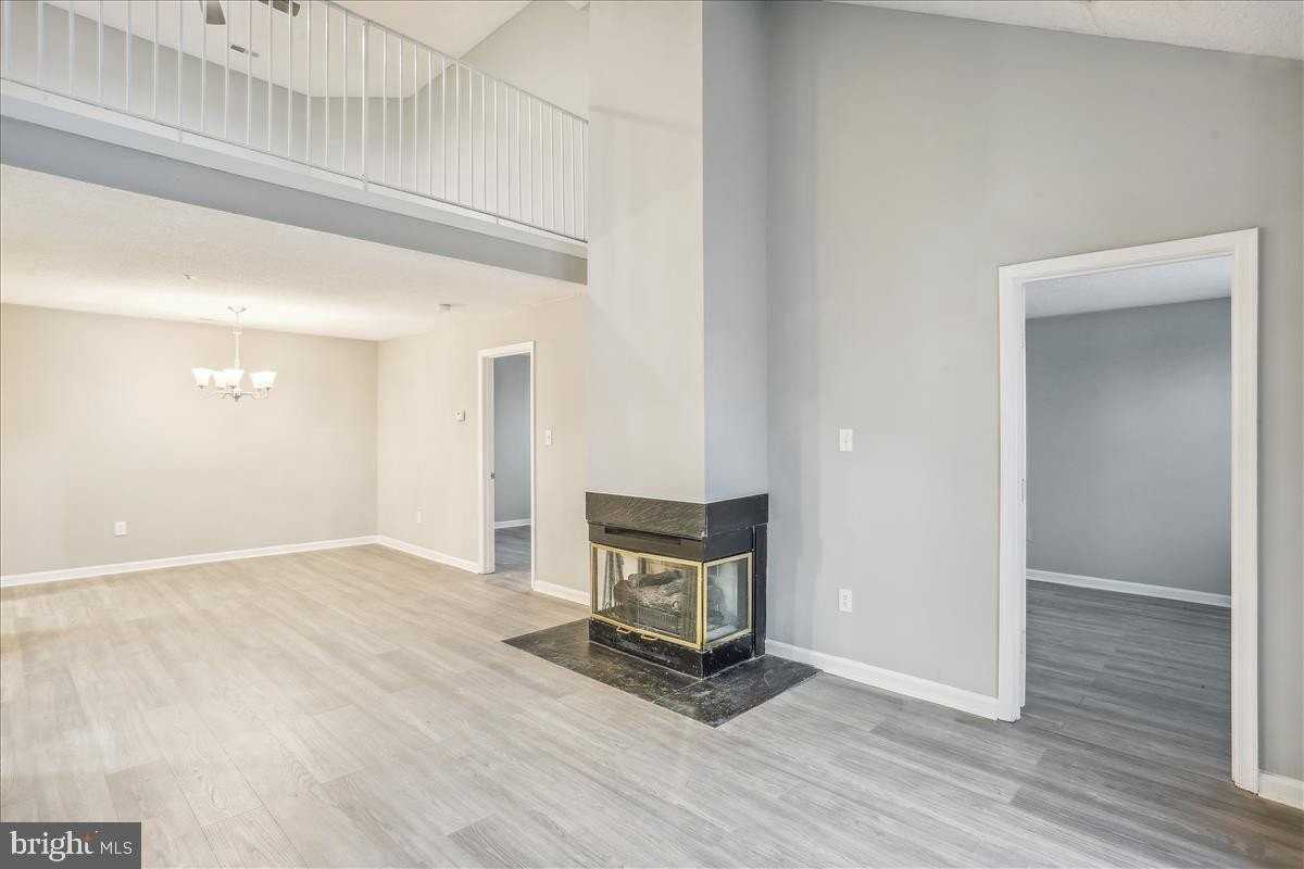 12901 Churchill Ridge Cir Apt 14 - Photo 7 of 46