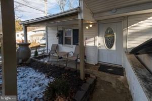 featured image of 607 W Lawn Ave Unit Rear