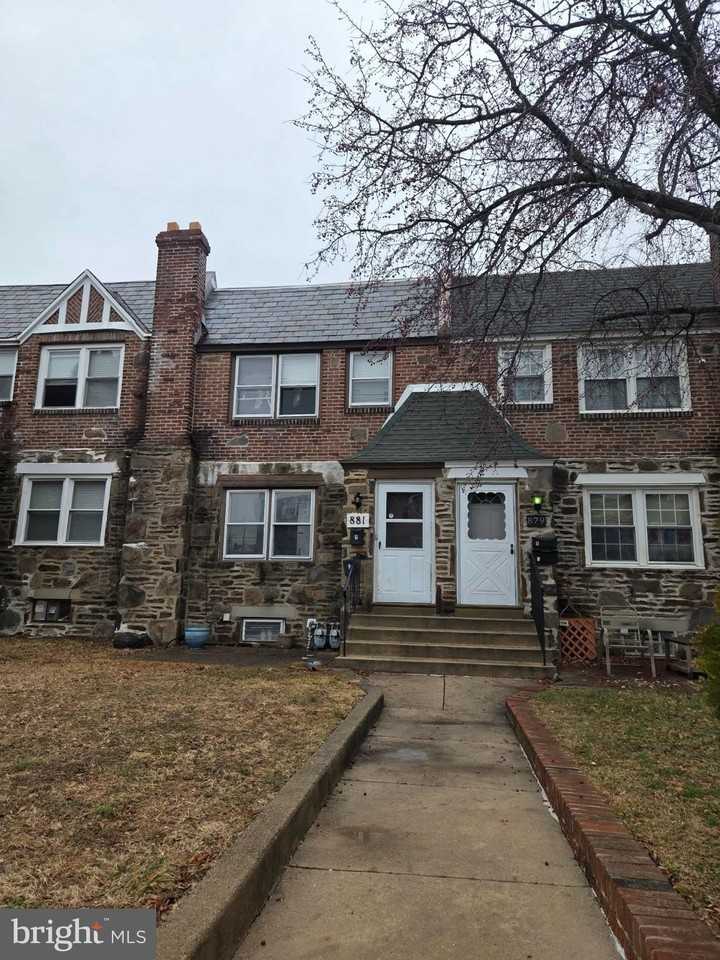 881 Windermere Ave - Photo 2 of 11