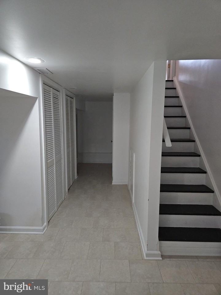 1438 S Colorado St - Photo 5 of 5