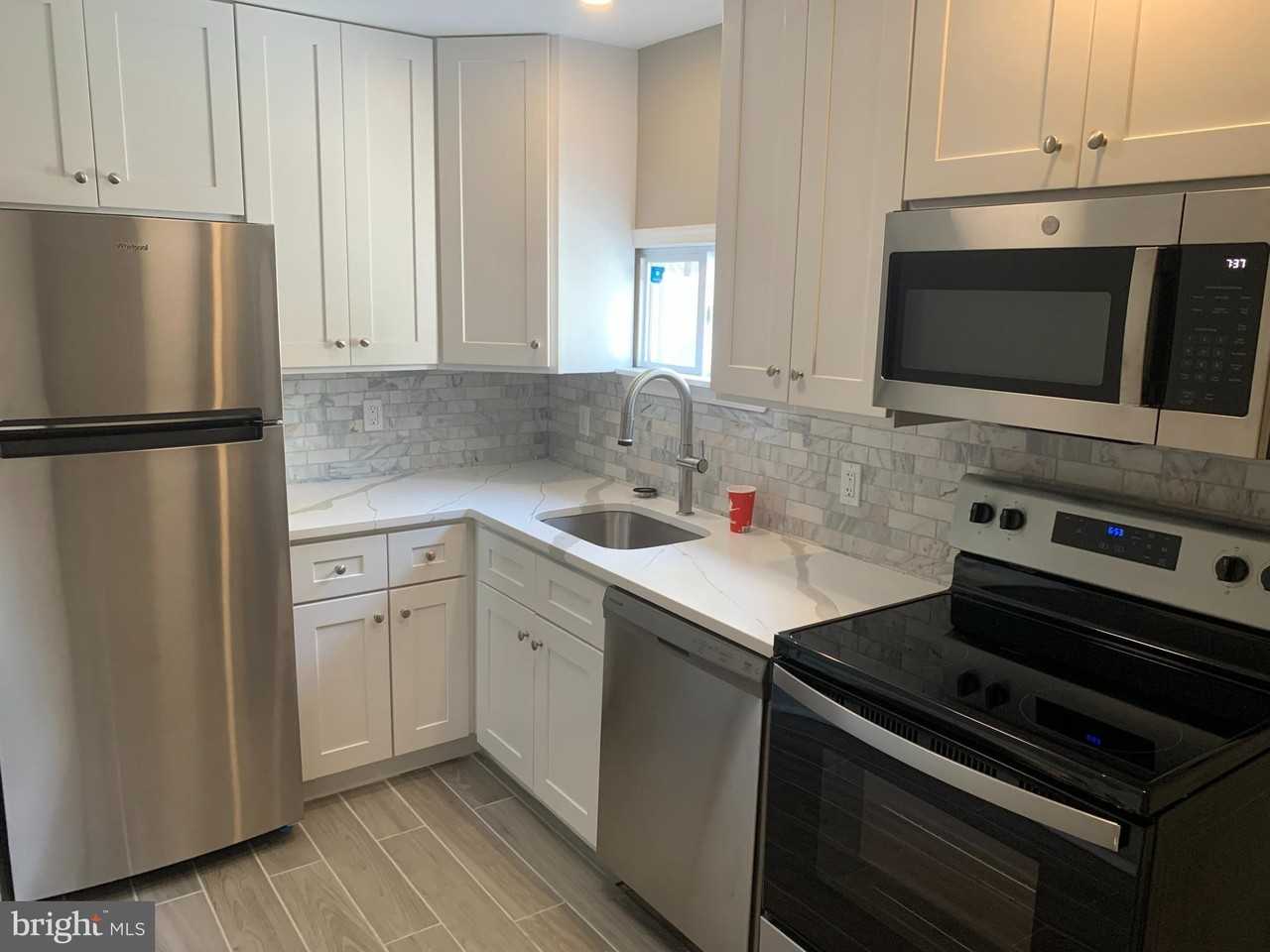 1819 Sigel St - Photo 2 of 12