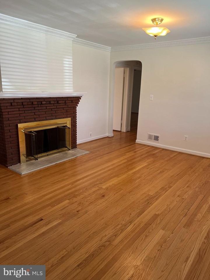 2926 1st St N - Photo 5 of 43