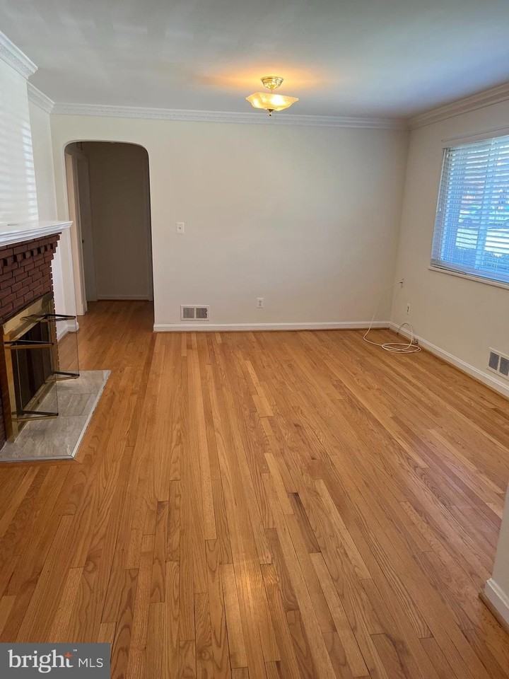 2926 1st St N - Photo 6 of 43