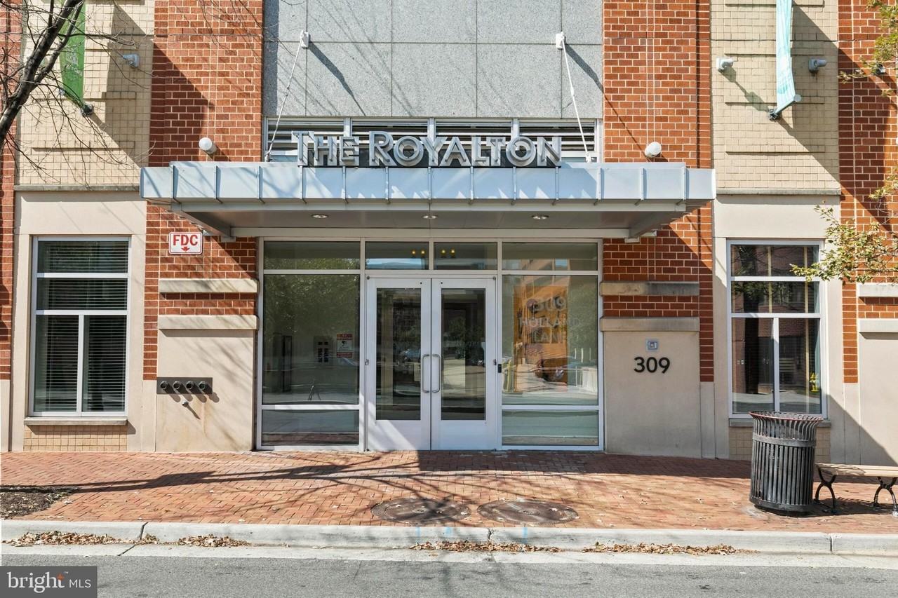 309 Holland Ln Unit 136 - Photo 2 of 36