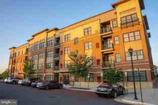 2903 Bleeker St Unit 303 - Photo 1 of 1