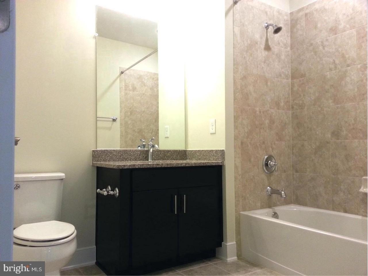 2903 Bleeker St Unit 303 - Photo 2 of 12