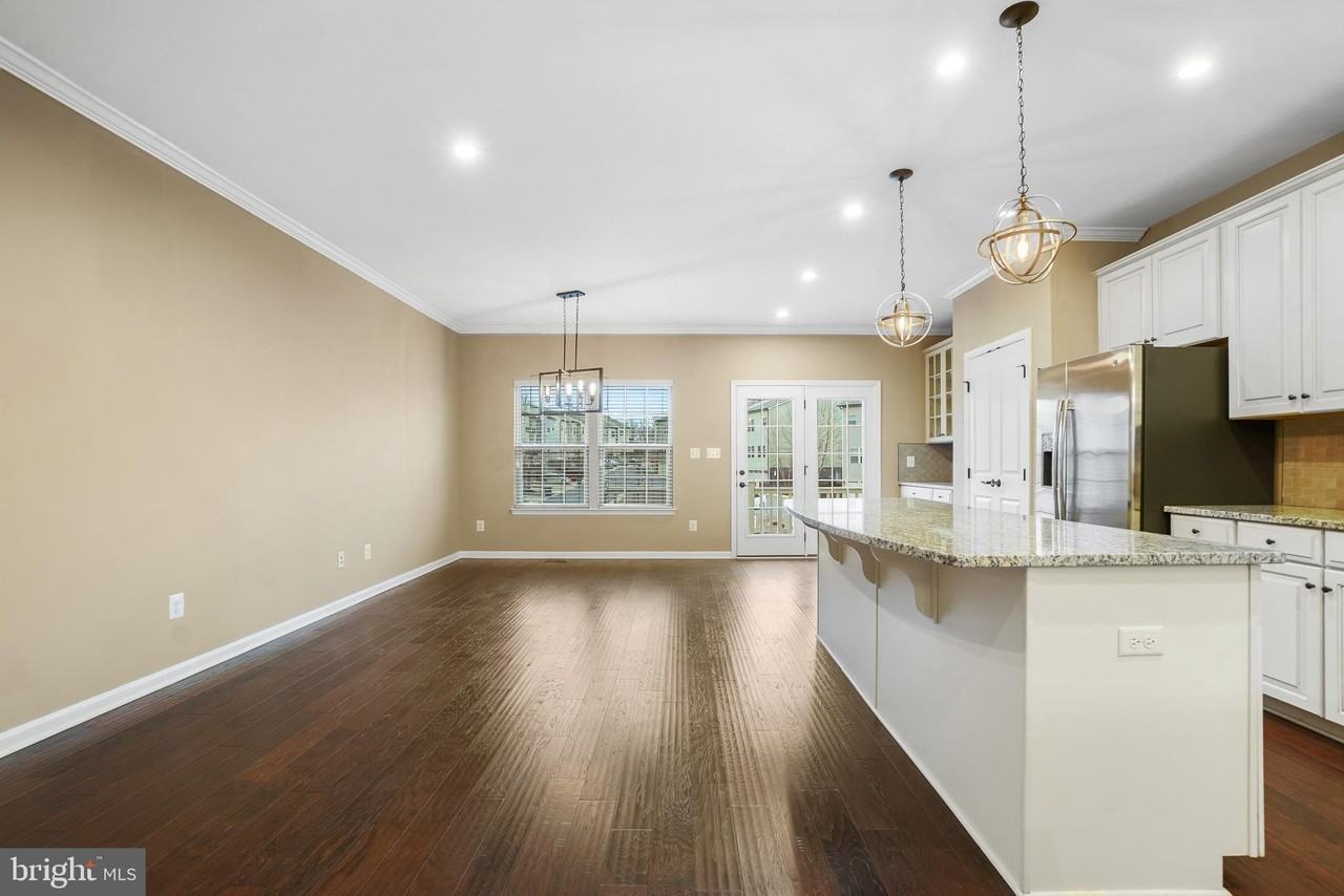 2011 Serviceberry Rd - Photo 5 of 25