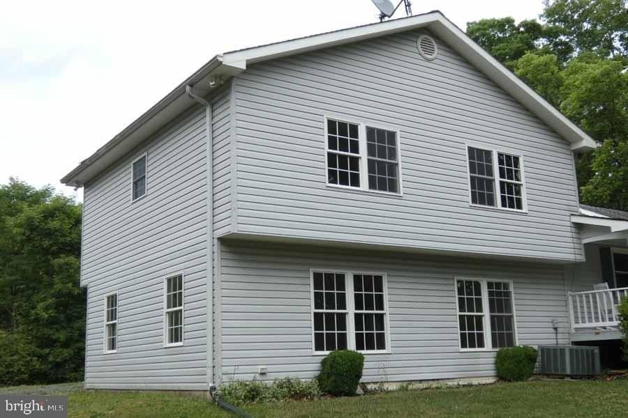 1529 Courthouse Rd Unit B - Photo 2 of 22