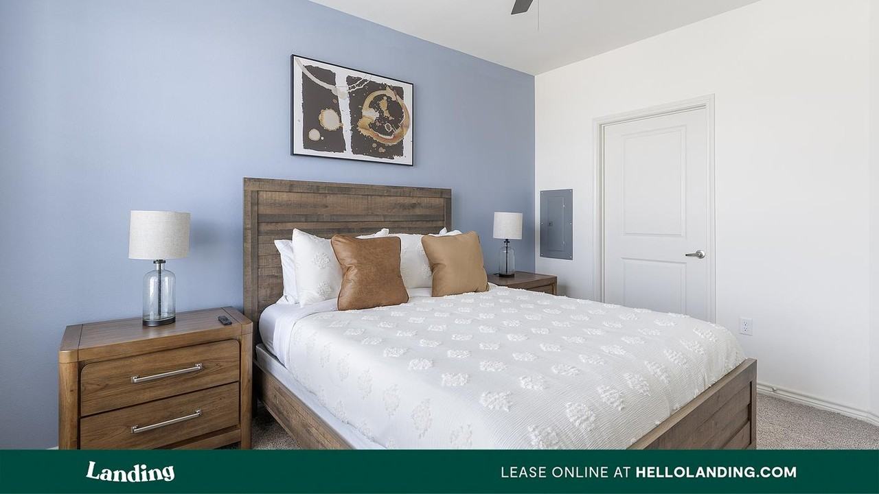 5344 Sycamore School Rd - Photo 7 of 50