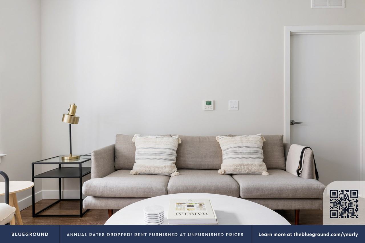 139 Washington St #1212 - Photo 4 of 38