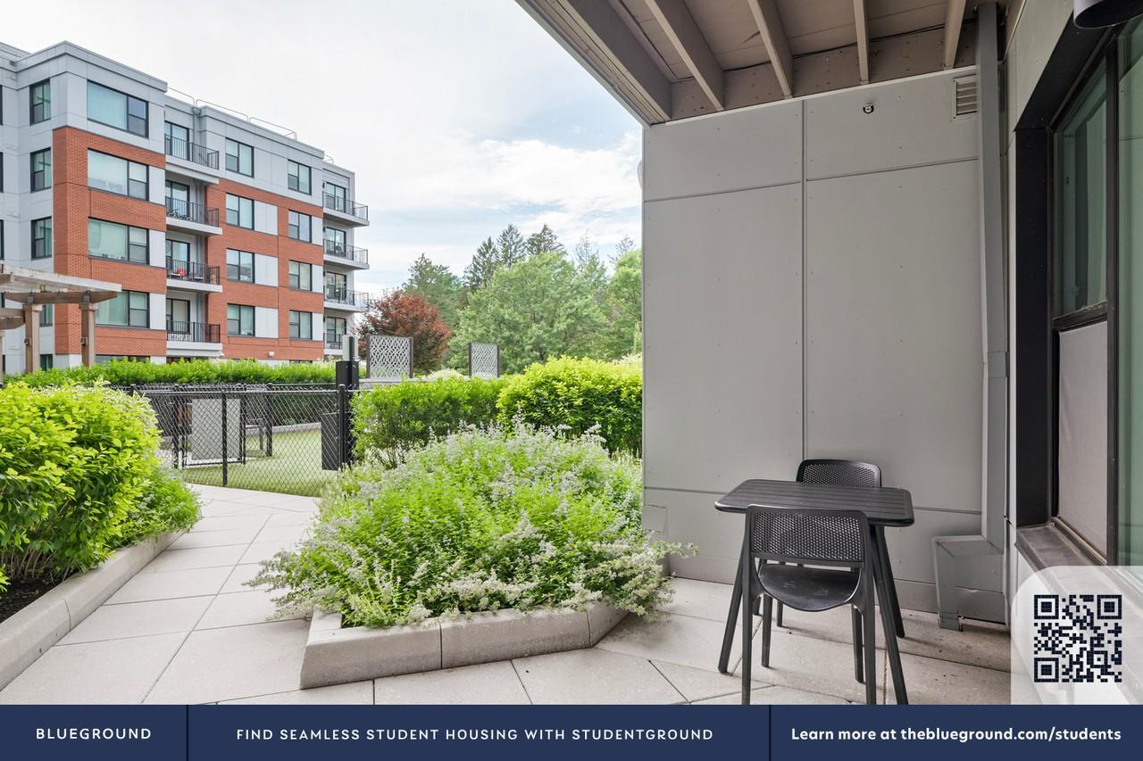 139 Washington St #1212 - Photo 7 of 38