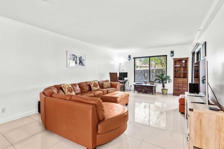 1665 Cabot Lane #A3 - Photo 7 of 9