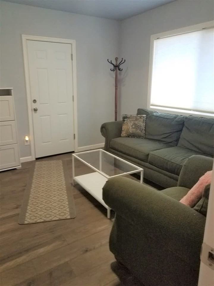 2114 W 6th St #1336270P - Photo 4 of 19