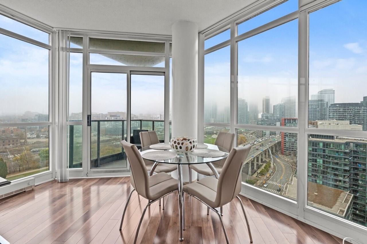 231 Fort York Blvd #1345874P - Photo 4 of 14