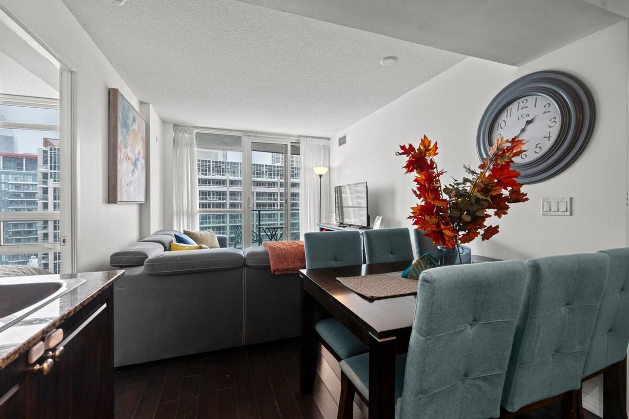 211 Fort York Blvd #1345917P - Photo 5 of 26