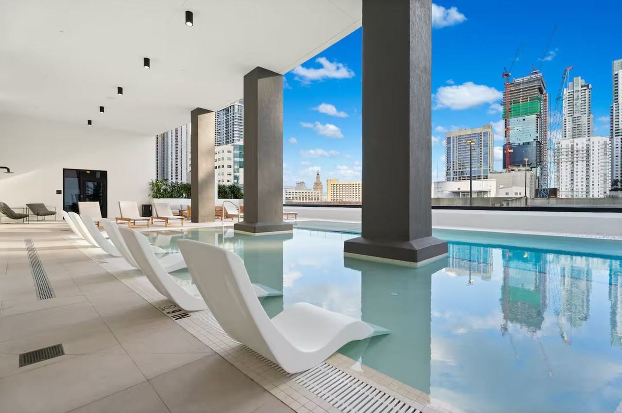 225 N Miami Ave #1442068P - Photo 4 of 50