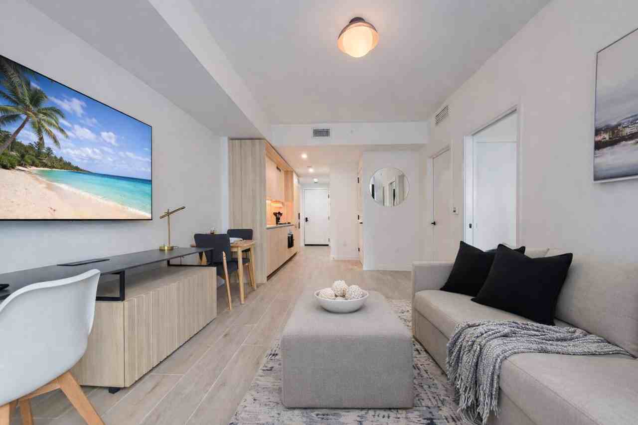 225 N Miami Ave #1442068P - Photo 6 of 50