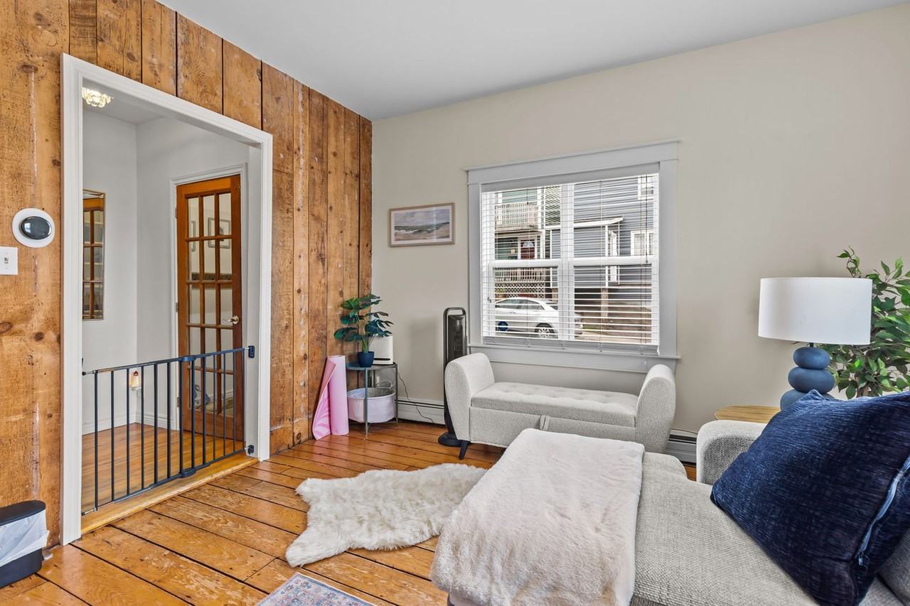 61 Signal Hill Rd #1438844P - Photo 6 of 50