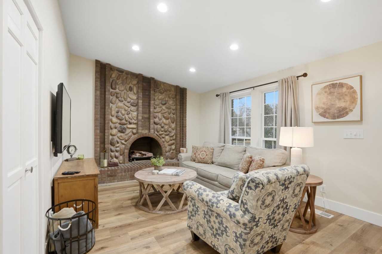 3588 E Bengal Blvd #1471864P - Photo 4 of 35