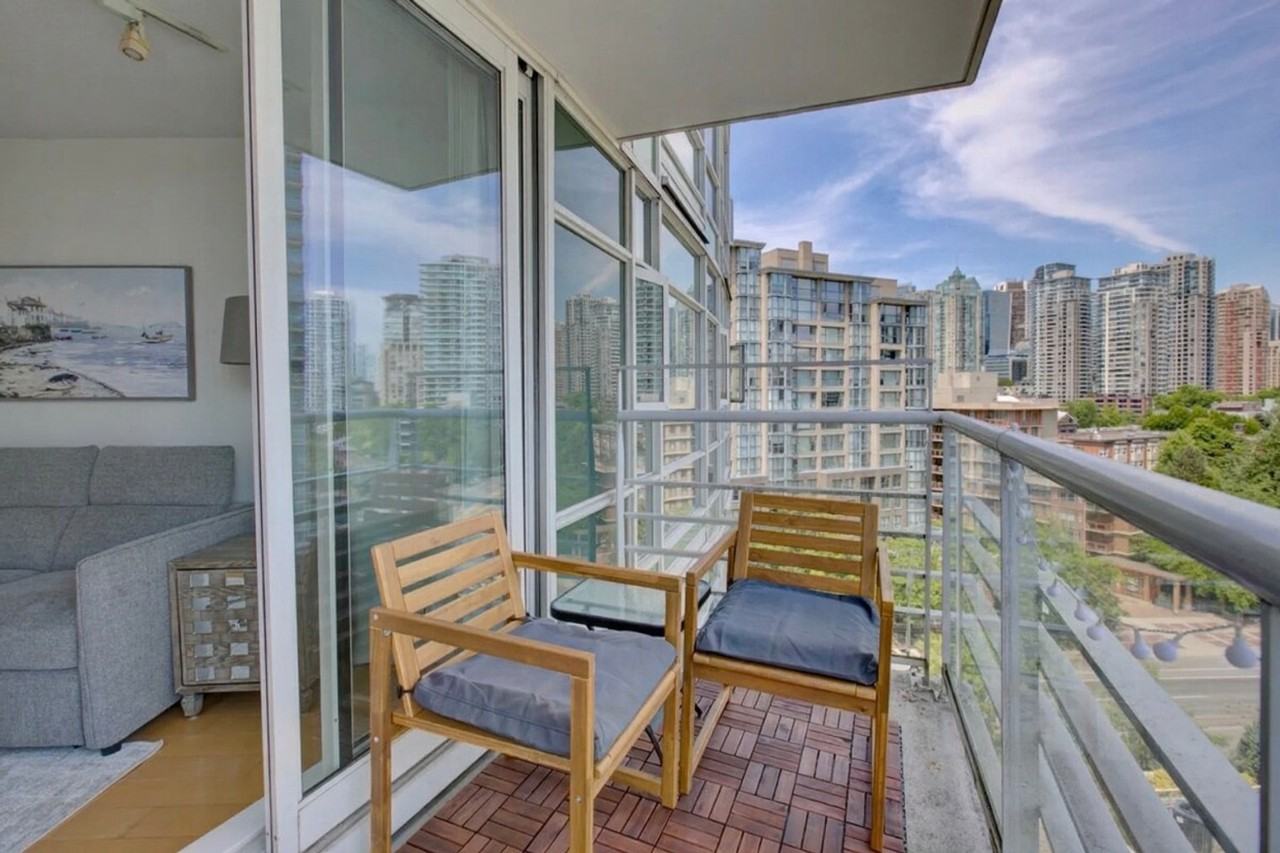 139 Drake St #1474779P - Photo 3 of 31