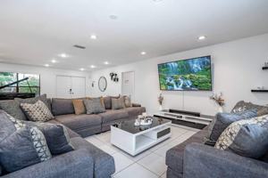 featured image of 830 Sw 14th Ct