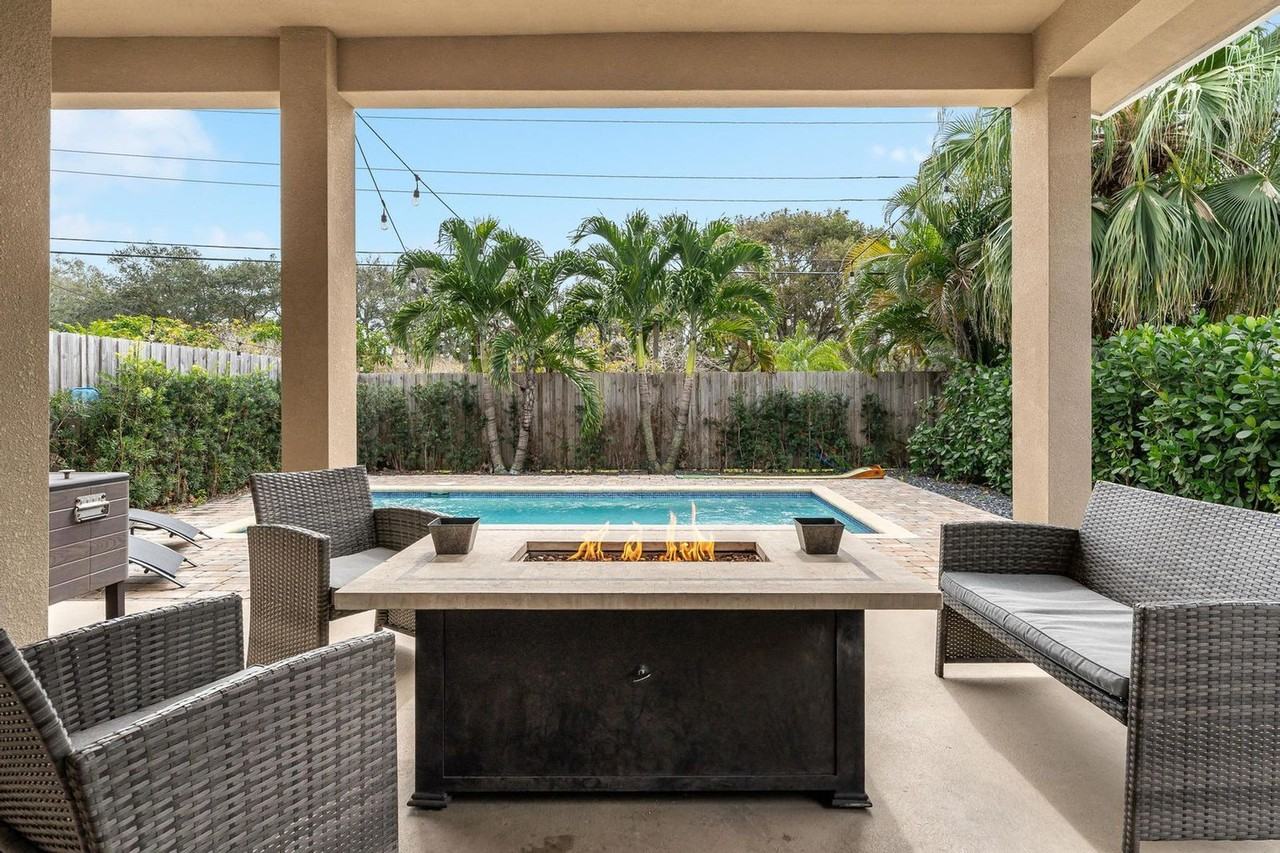 826 Southwest 14th Court - Photo 7 of 50