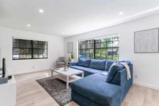 809 Sw 14th Ct - Photo 1 of 1