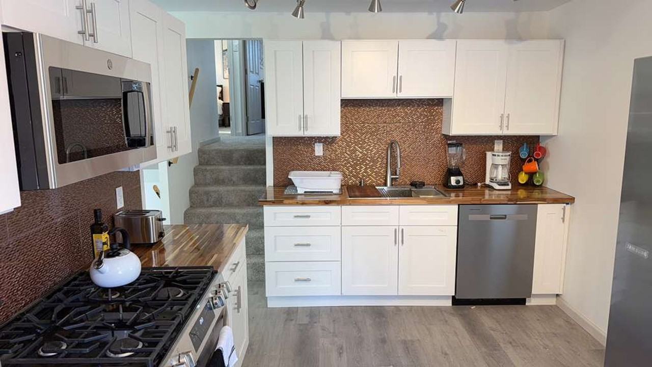 2260 Danelle Ct #1472909P - Photo 4 of 15