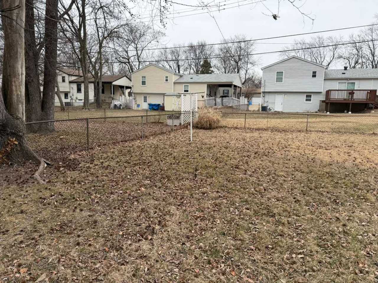 2260 Danelle Ct #1472909P - Photo 6 of 15