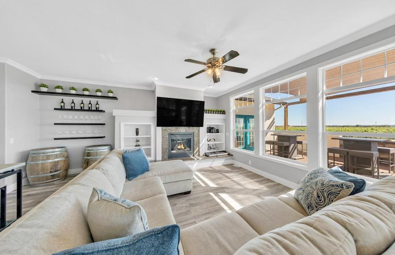 53953 S River Rd #1473537P - Photo 6 of 33