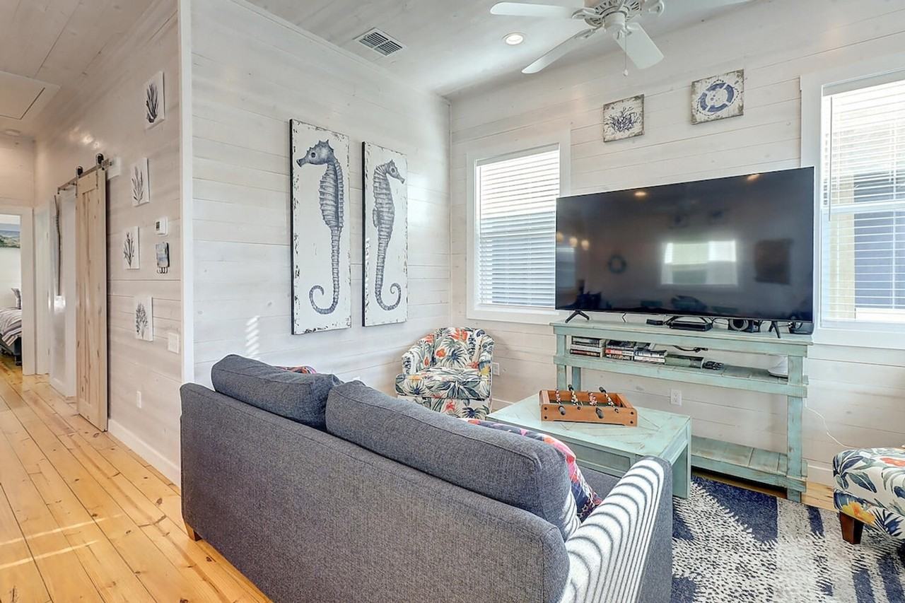 527 Sandburr Ln #1023224P - Photo 6 of 39