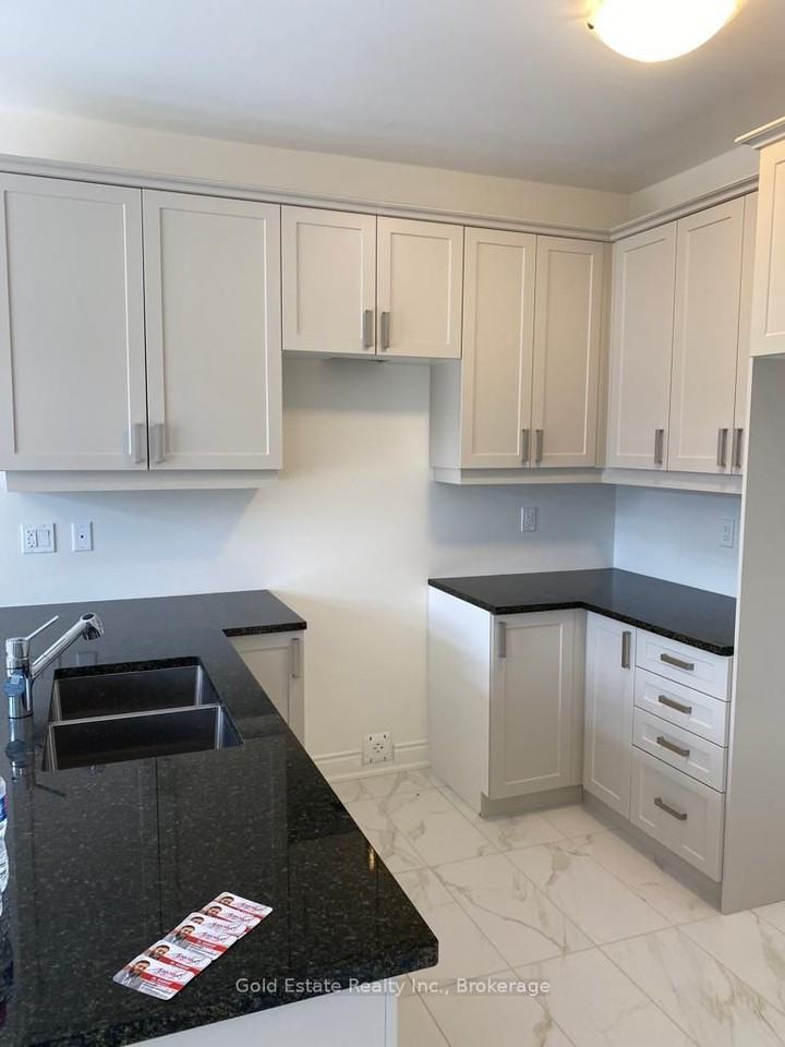 46 Harpin Way West - Photo 3 of 12