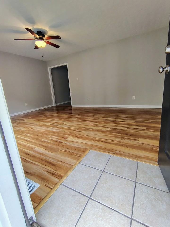 403 Topmiller - Photo 5 of 7