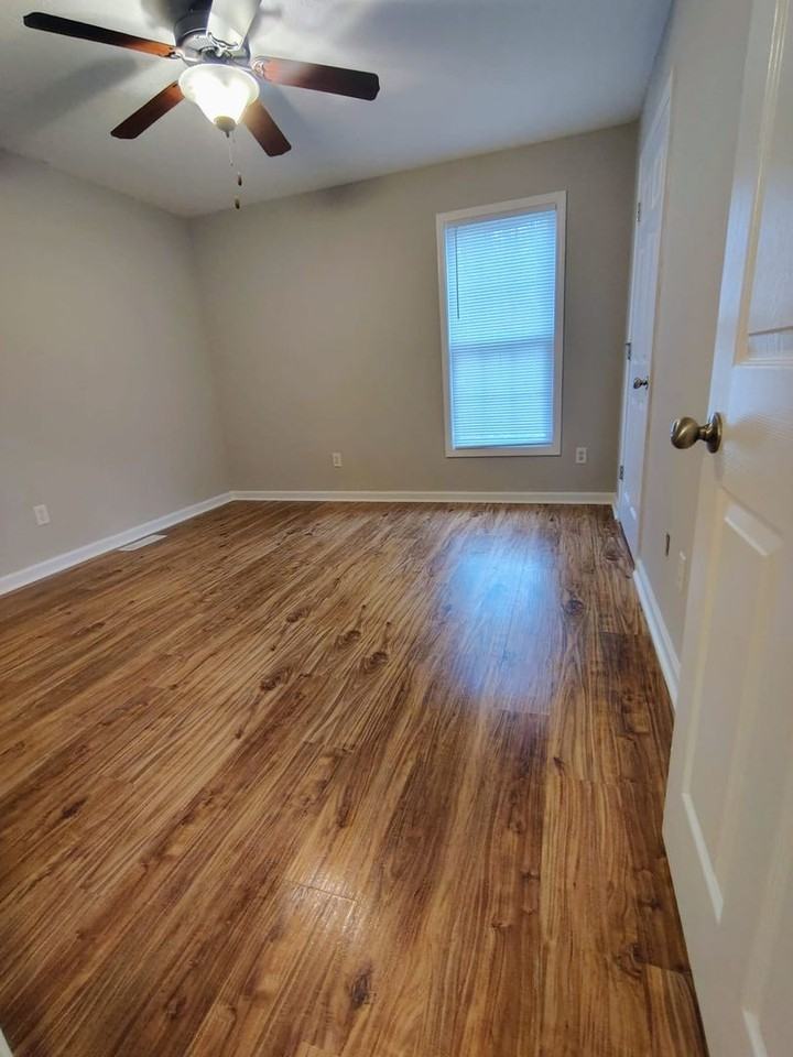 403 Topmiller - Photo 6 of 7