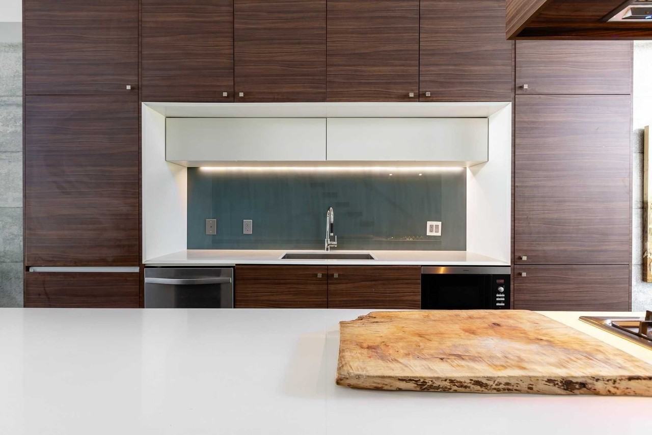 238 Manning Avenue - Photo 7 of 38