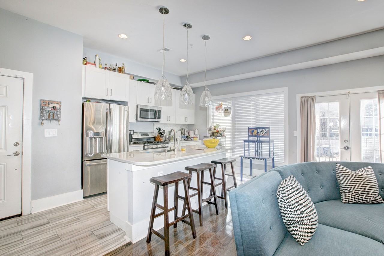 1220 19th St NE - Photo 7 of 50