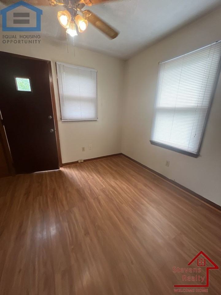 6051 Nashville Hwy - Photo 7 of 10