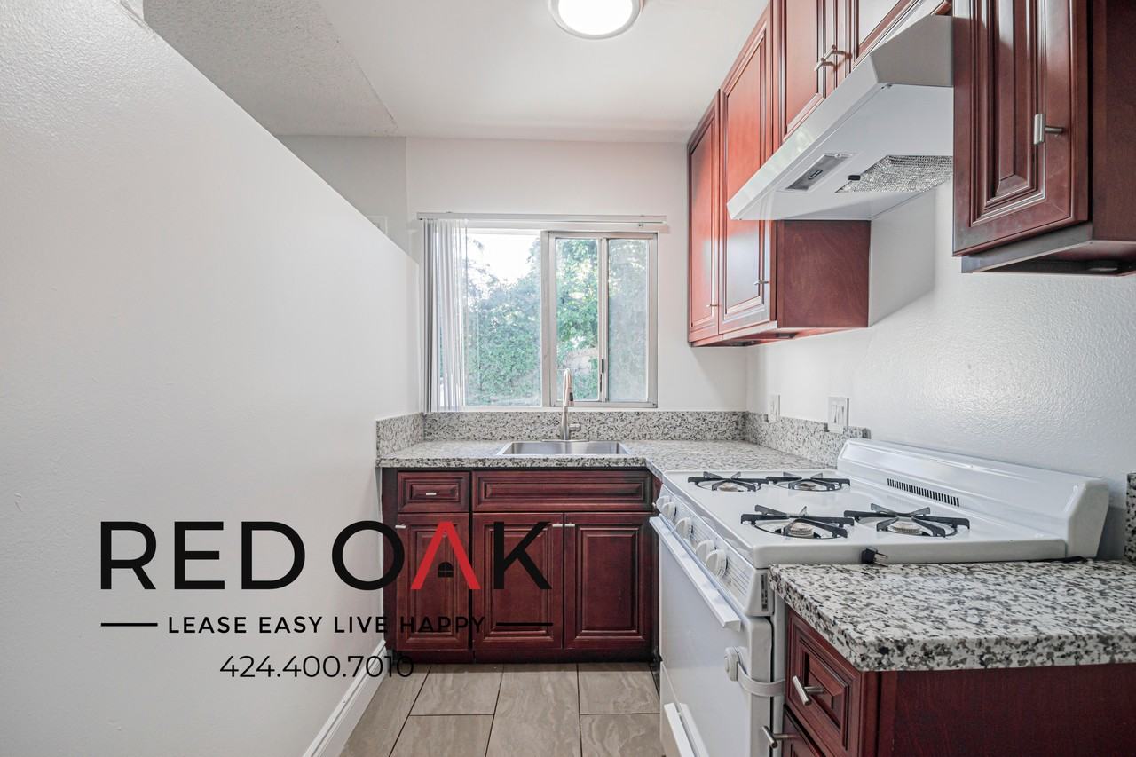 2745 S Fremont Ave #2 - Photo 3 of 16