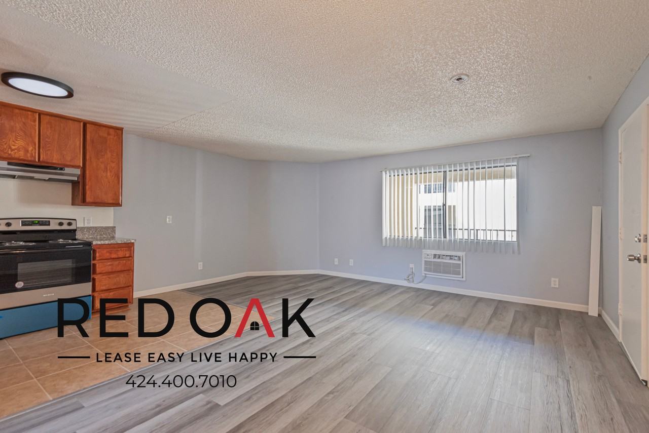 2448 N Eastern Ave #209 - Photo 3 of 14