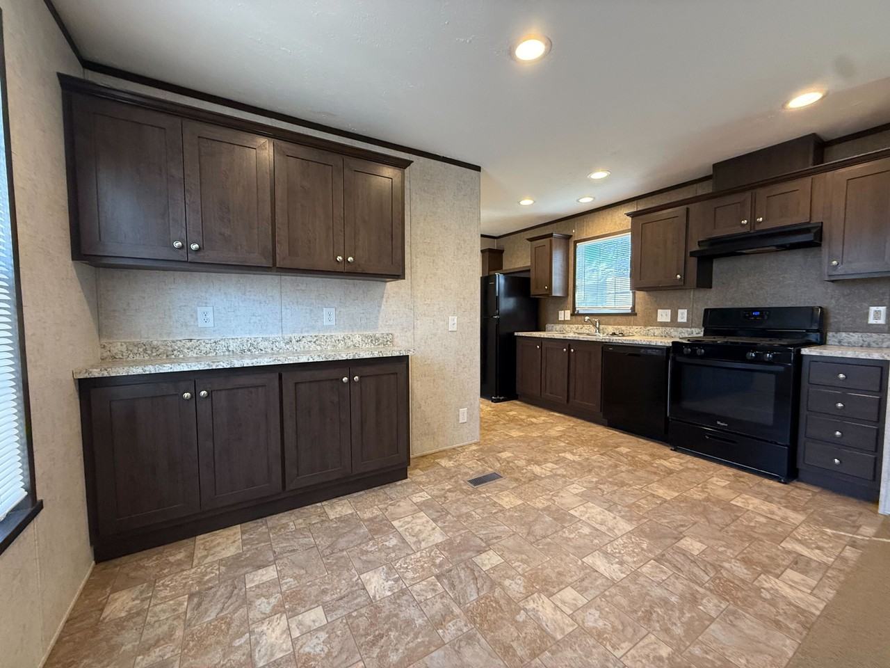 11975 Creekview Ave #218 - Photo 4 of 26