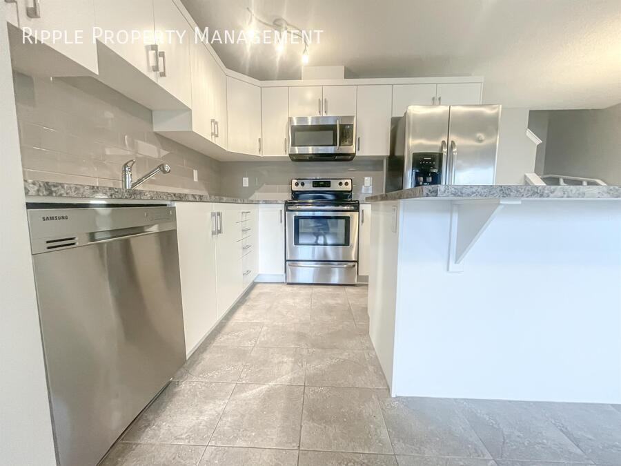 160 Cityscape Row Ne #NA - Photo 2 of 37