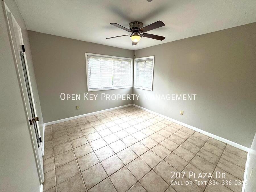 207 Plaza Dr - Photo 6 of 15